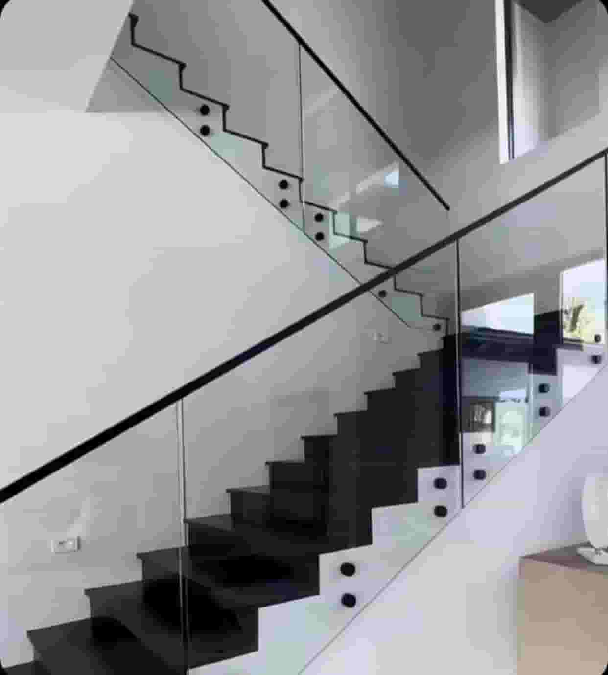 Glass and mirrors of all types. Securit glass Glass and mirrors of all types. Securit glass