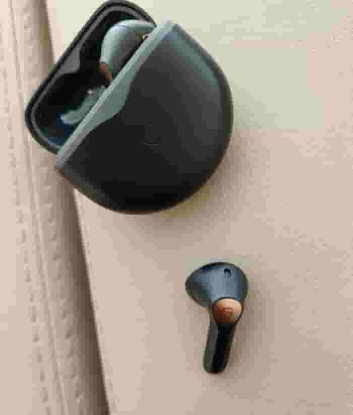 Original Bluetooth headset Original Bluetooth headset