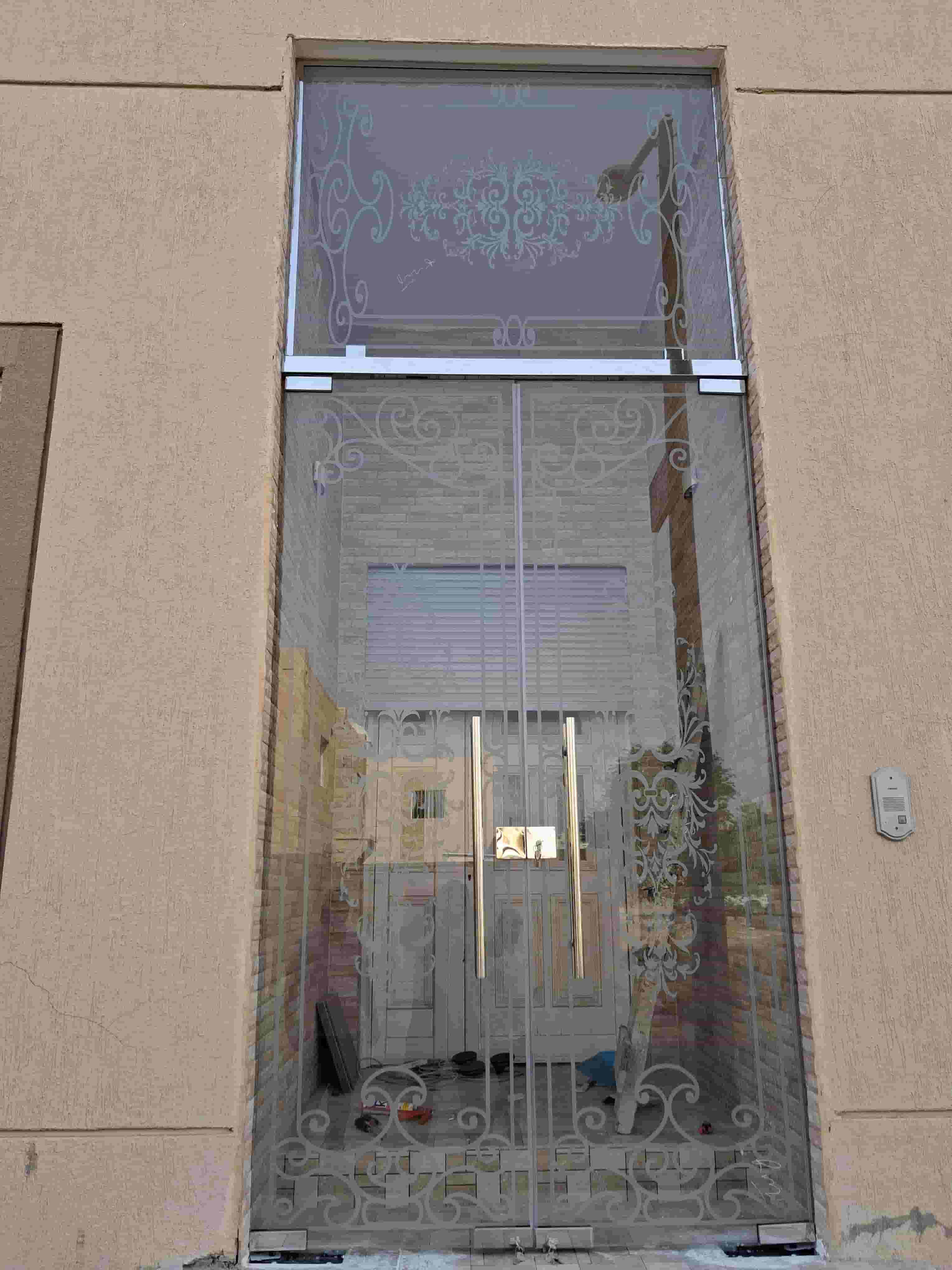 Glass and mirrors all types of Securit glass Glass and mirrors all types of Securit glass