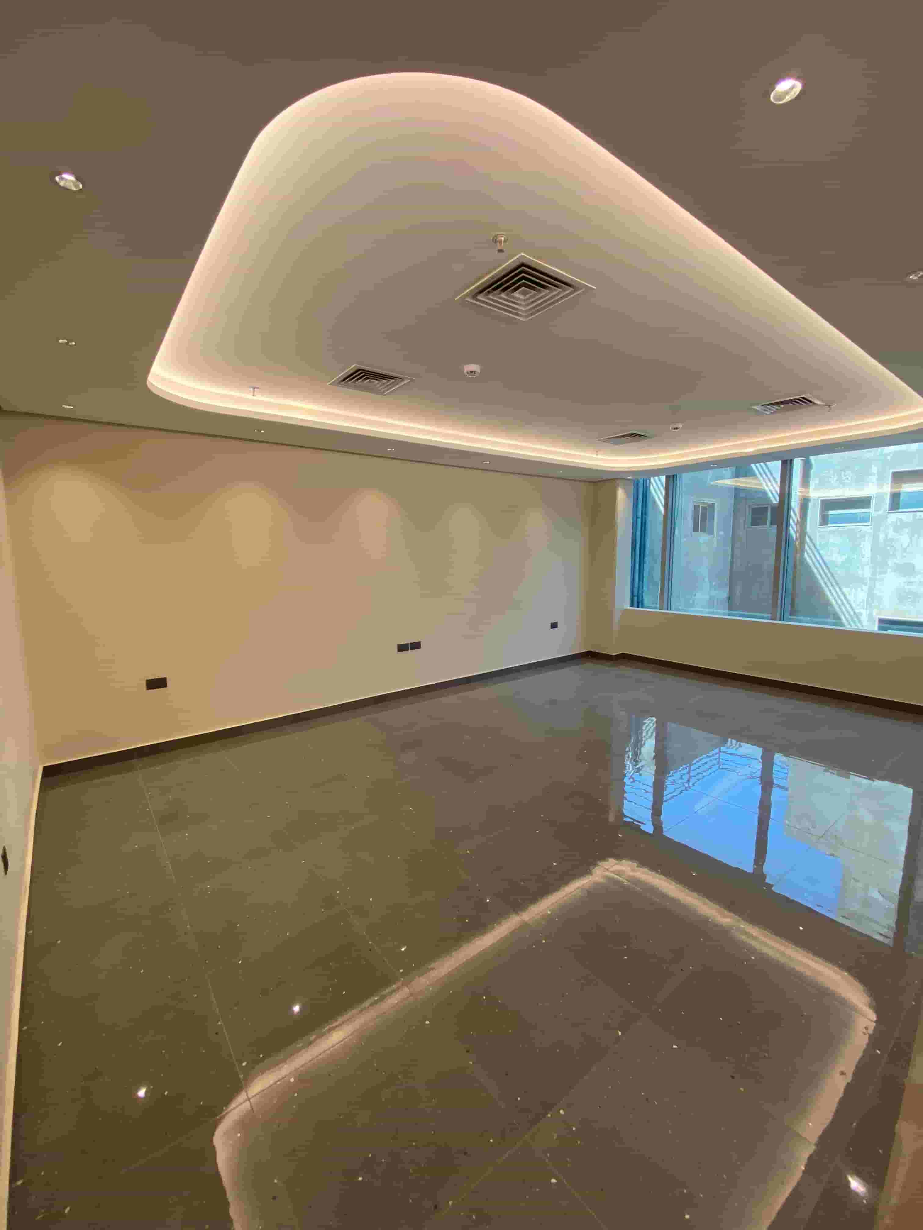 للإيجار نص دور تجاري بشرق رقمين آلي للإيجار نص دور تجاري بشرق رقمين آلي